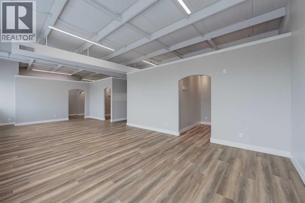 5116 52 Street Property Photo 22