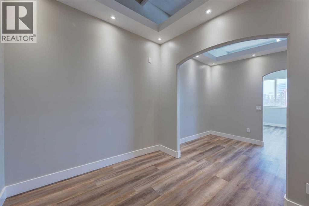 5116 52 Street Property Photo 24