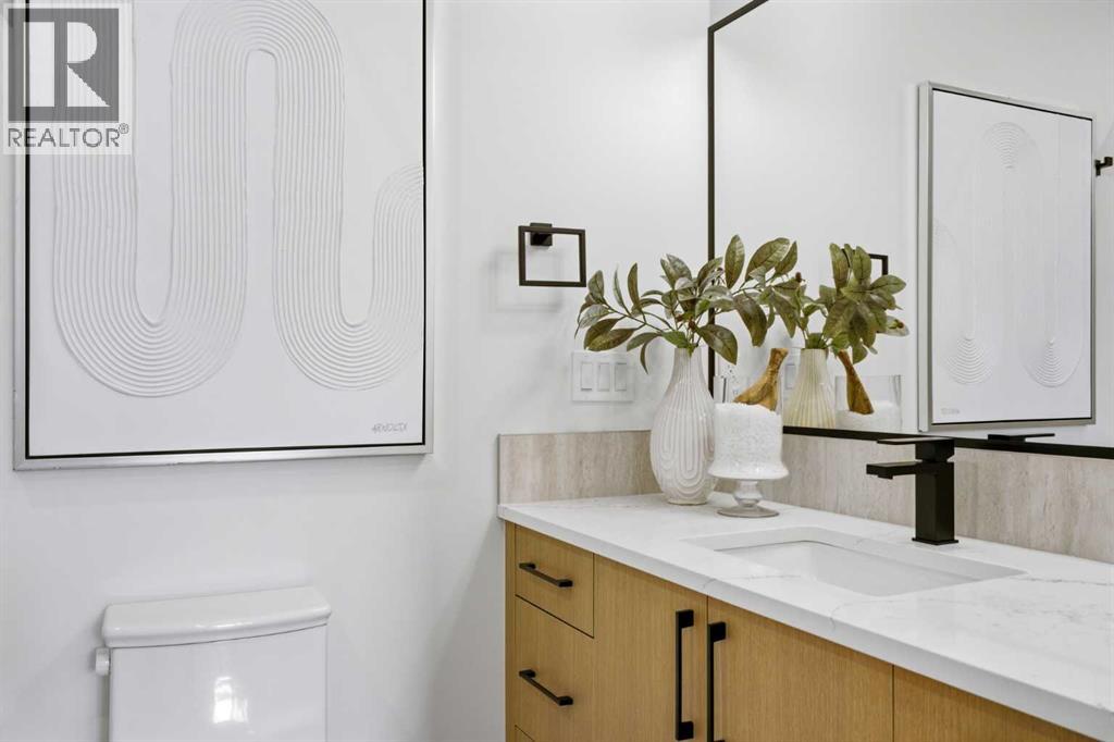 521 15 Avenue Northeast Property Photo 23