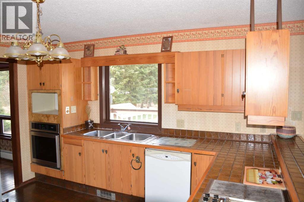 234034 Twp 860 Property Photo 10