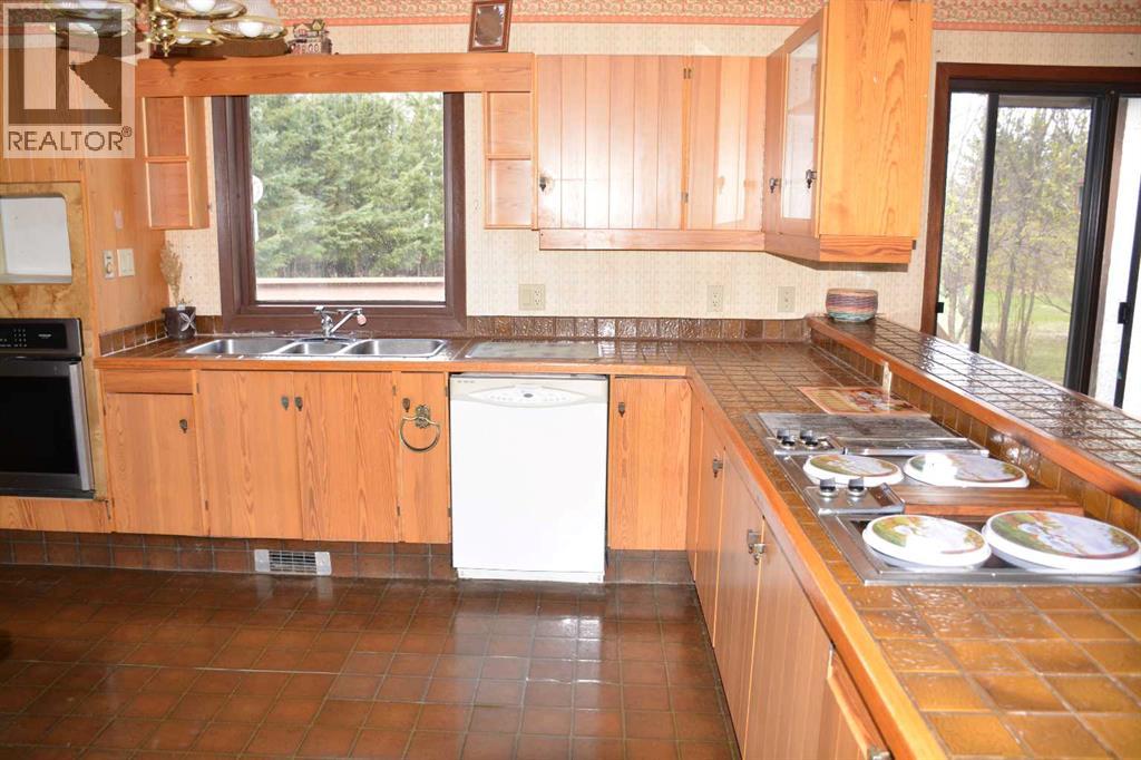234034 Twp 860 Property Photo 22