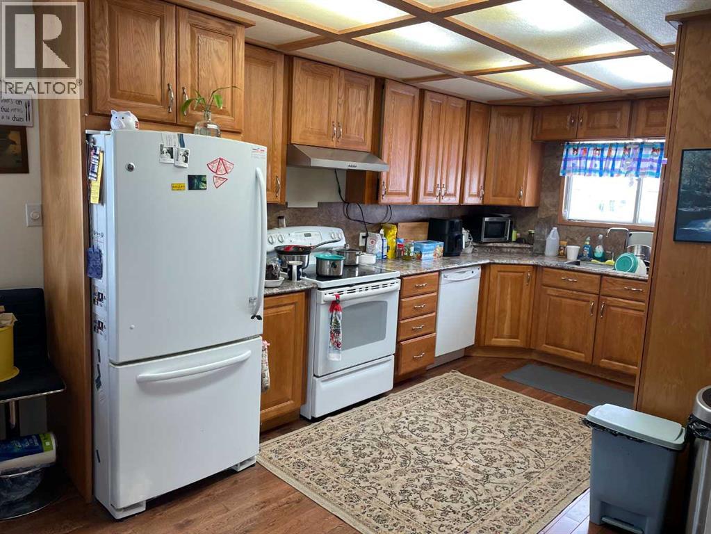10416 116 Street Property Photo 3