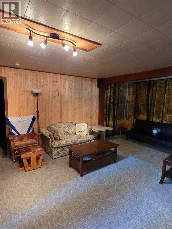 10416 116 Street Property Photo 10