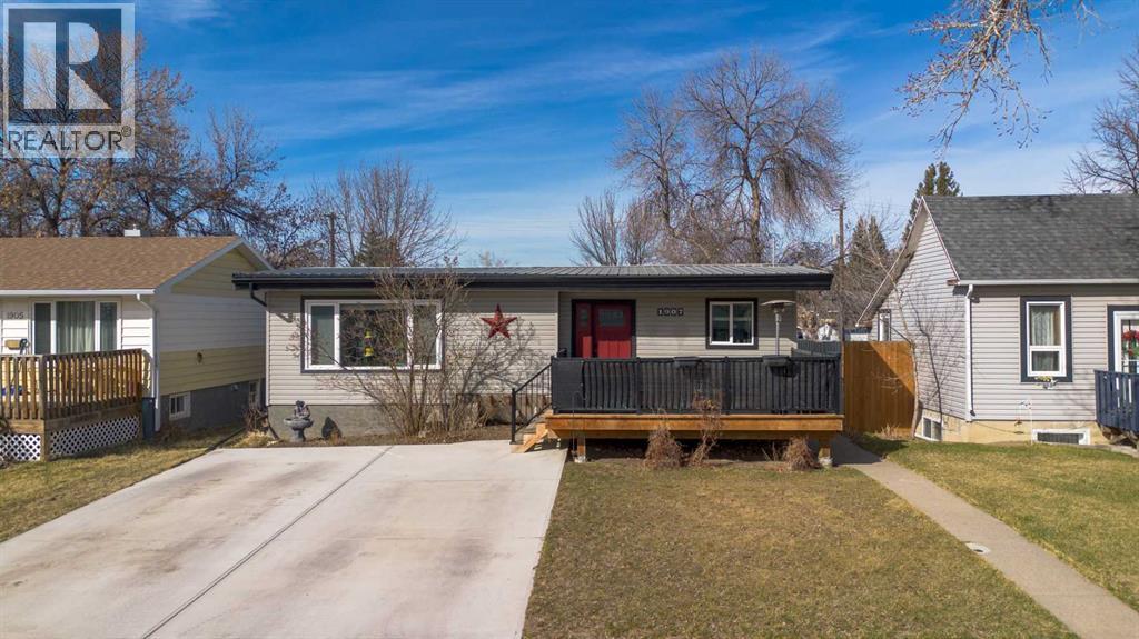 1907 7a Avenue N Property Photo 1