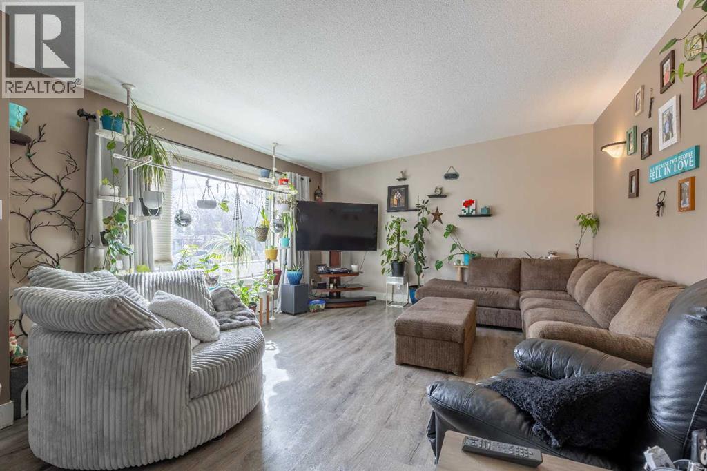 1907 7a Avenue N Property Photo 11