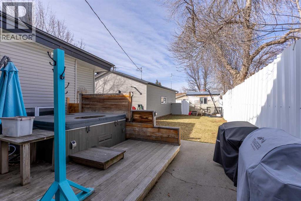 1907 7a Avenue N Property Photo 31