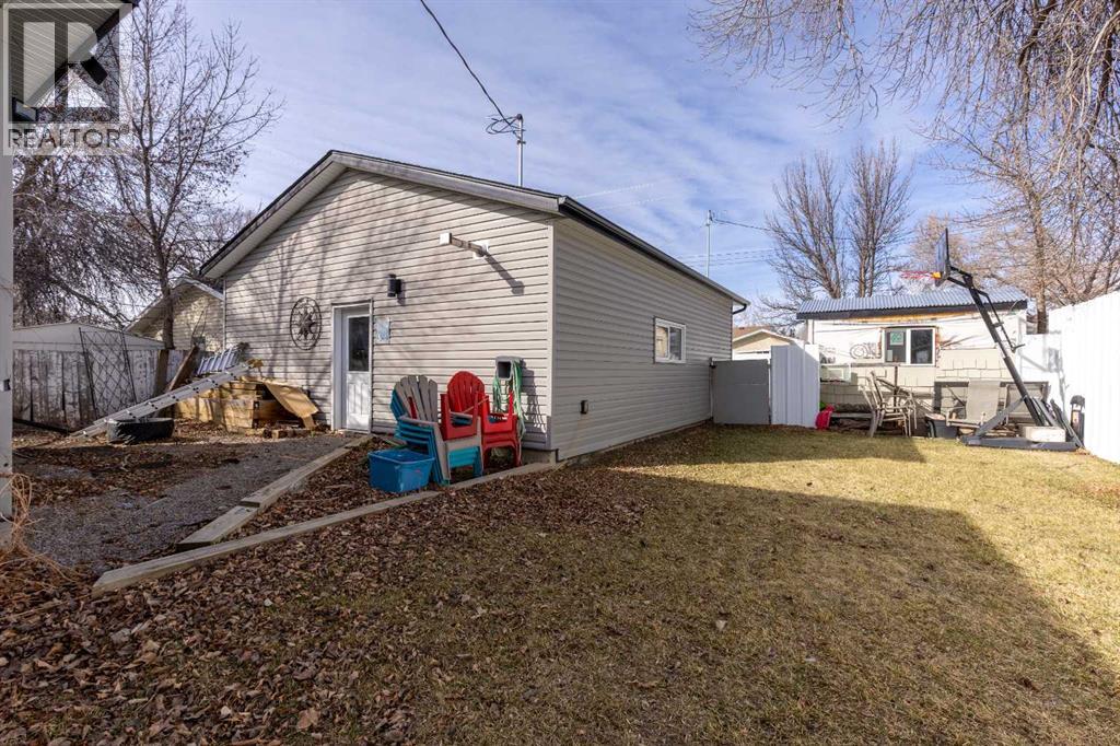 1907 7a Avenue N Property Photo 33