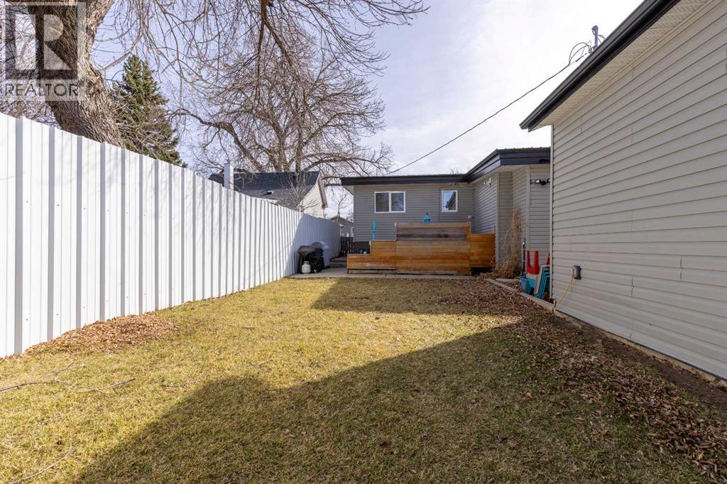 1907 7a Avenue N Property Photo 34