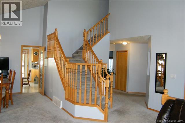 5606 46 Avenue W Property Photo 12