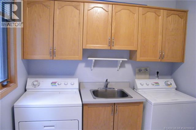 5606 46 Avenue W Property Photo 17