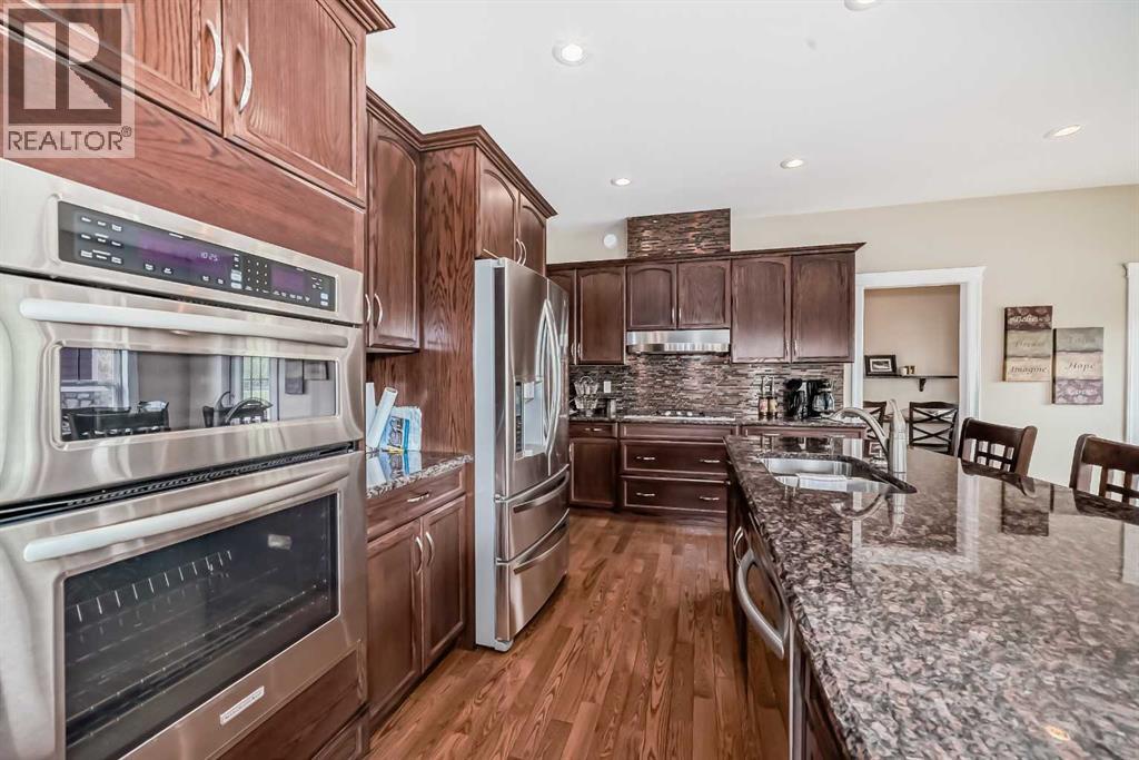 559 Summer Crescent Property Photo 7