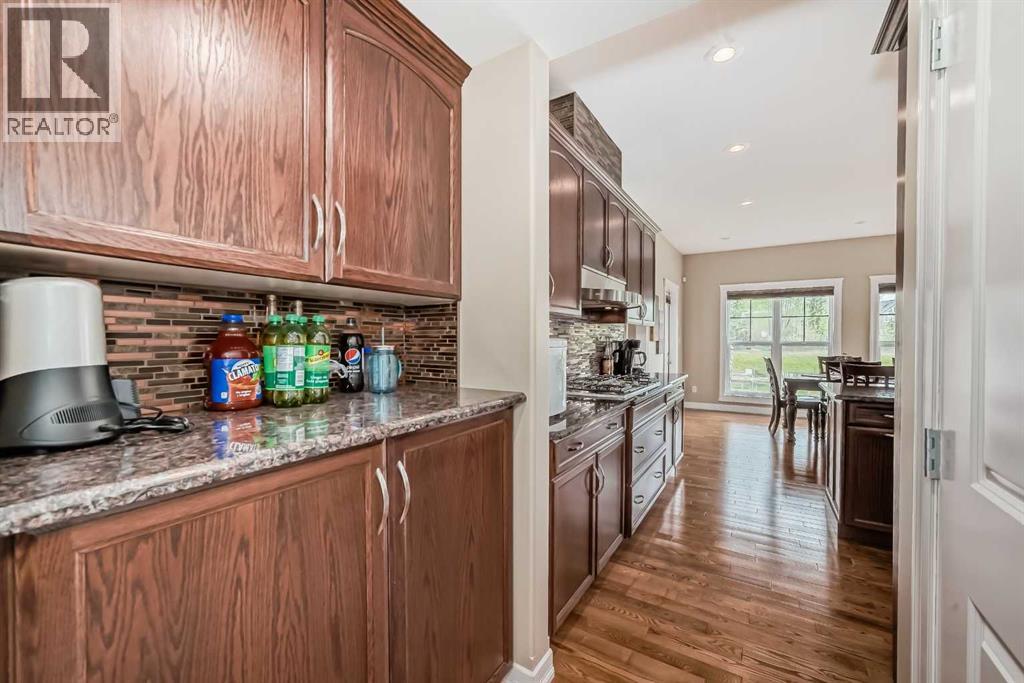 559 Summer Crescent Property Photo 15
