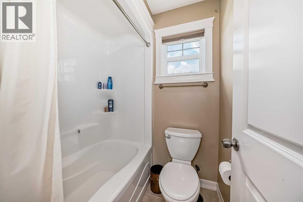 559 Summer Crescent Property Photo 29