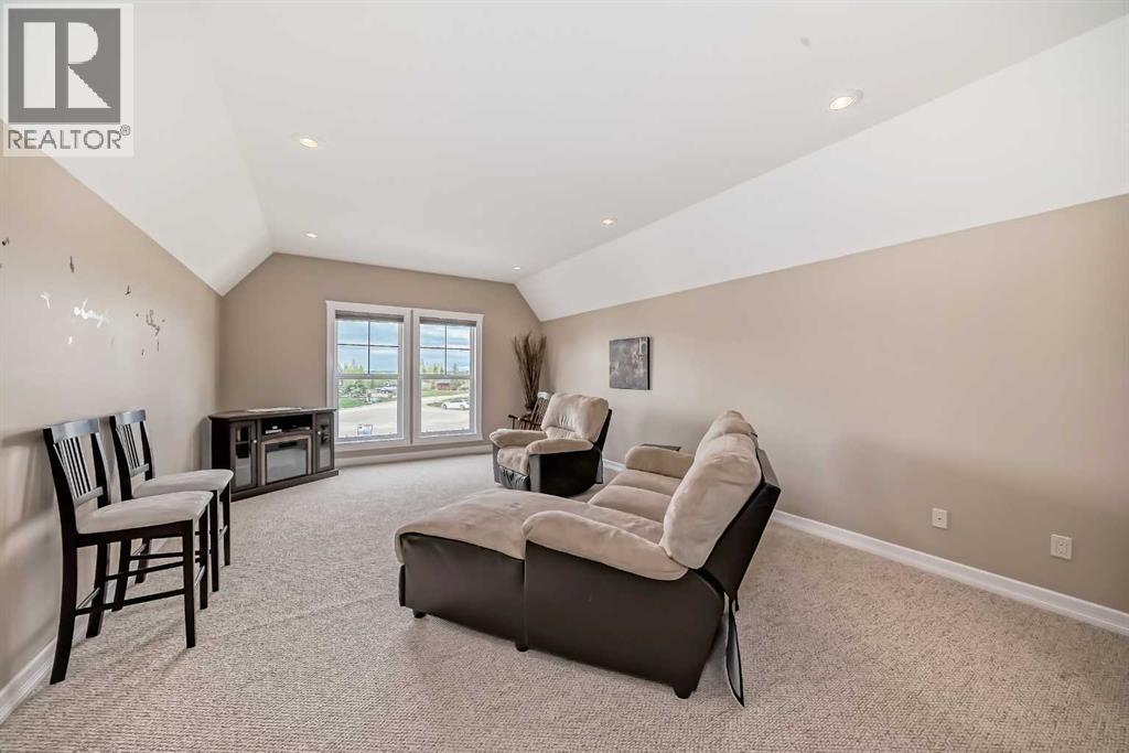 559 Summer Crescent Property Photo 30
