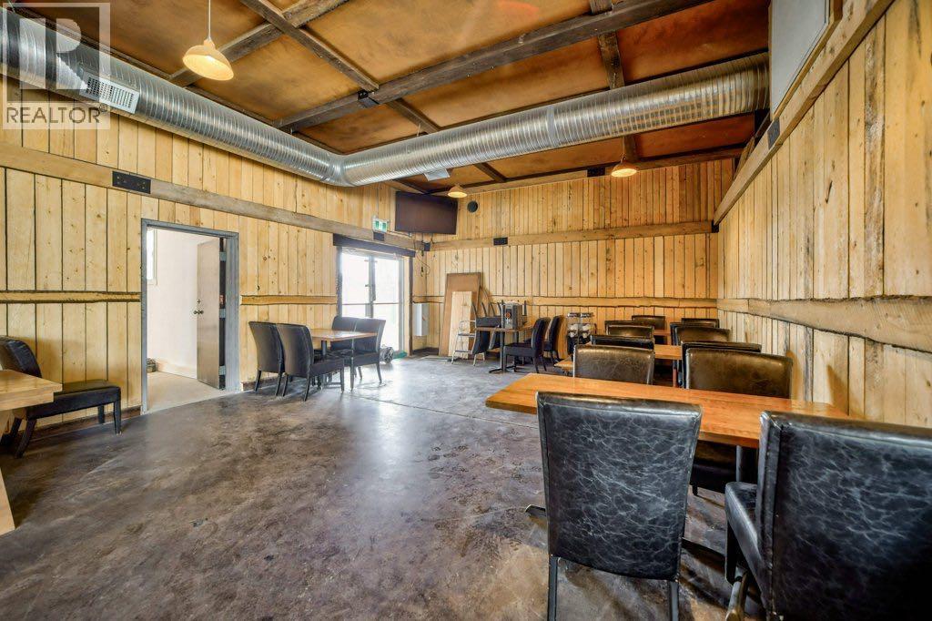 8510 19 Avenue Property Photo 22