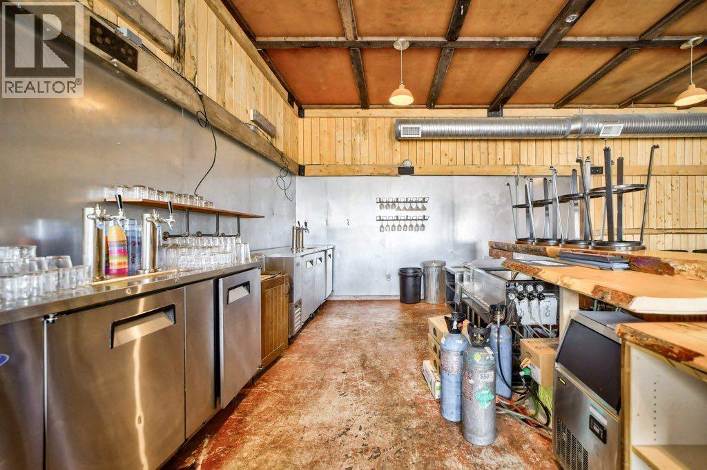 8510 19 Avenue Property Photo 32