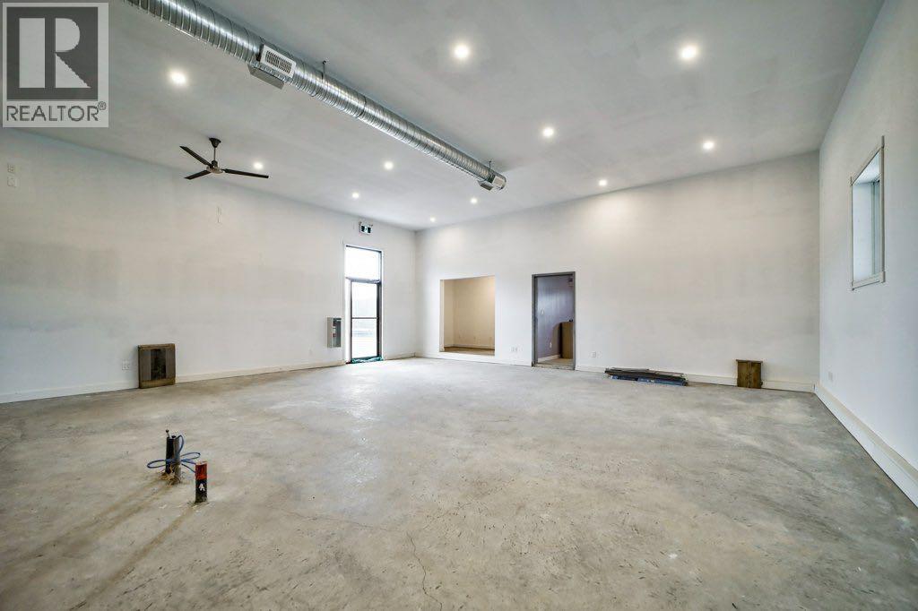 8510 19 Avenue Property Photo 36