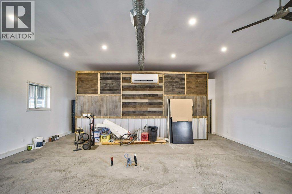 8510 19 Avenue Property Photo 38