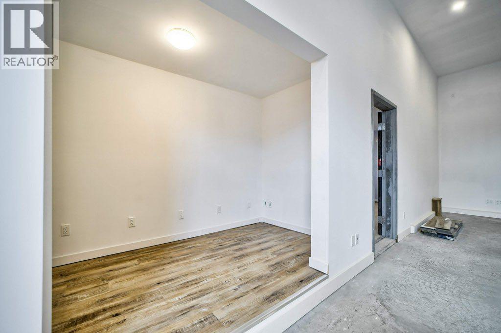 8510 19 Avenue Property Photo 41