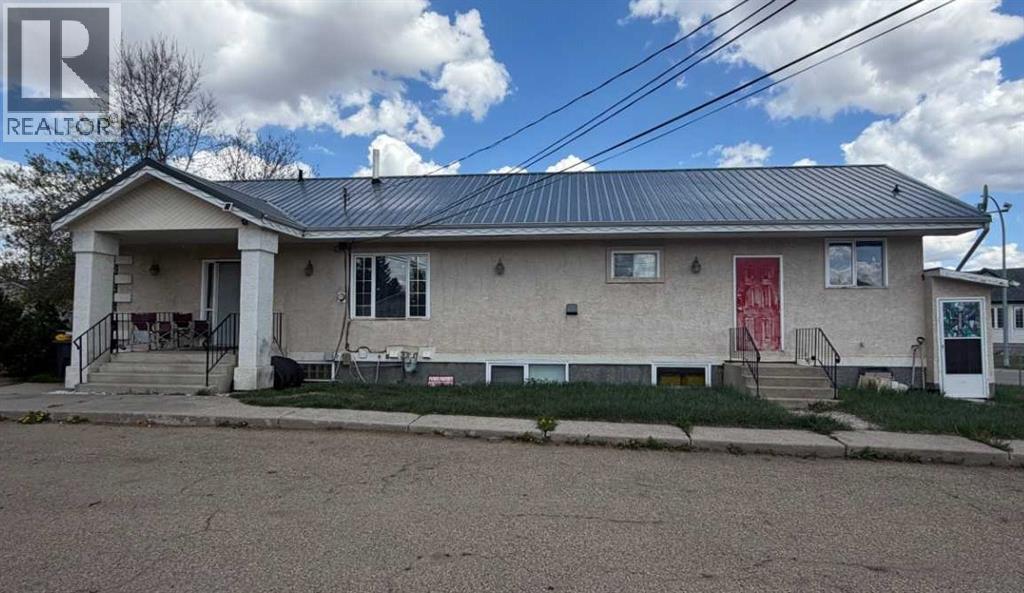 5001 62 Avenue Property Photo 1