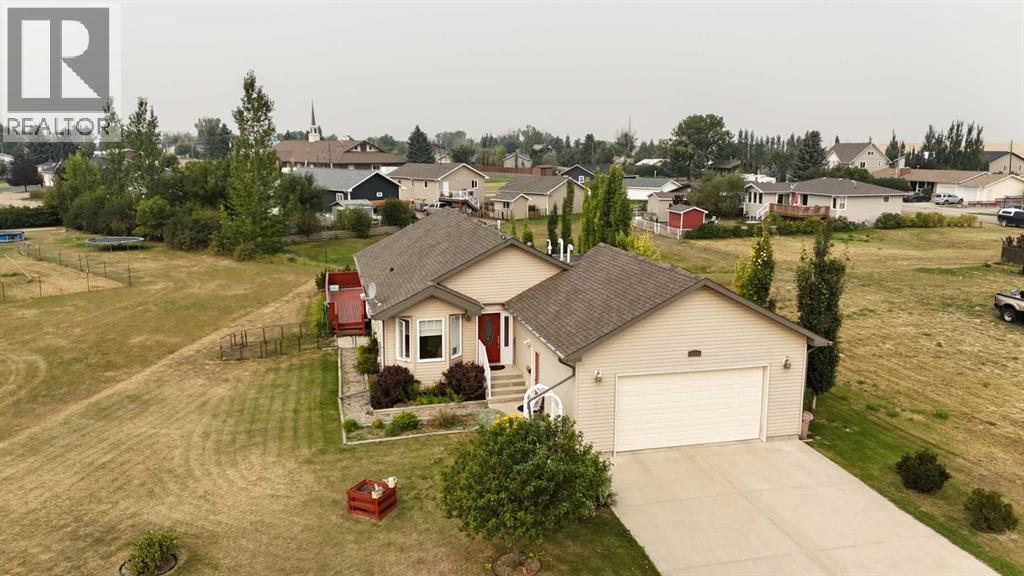 514 6a Street N Property Photo 3