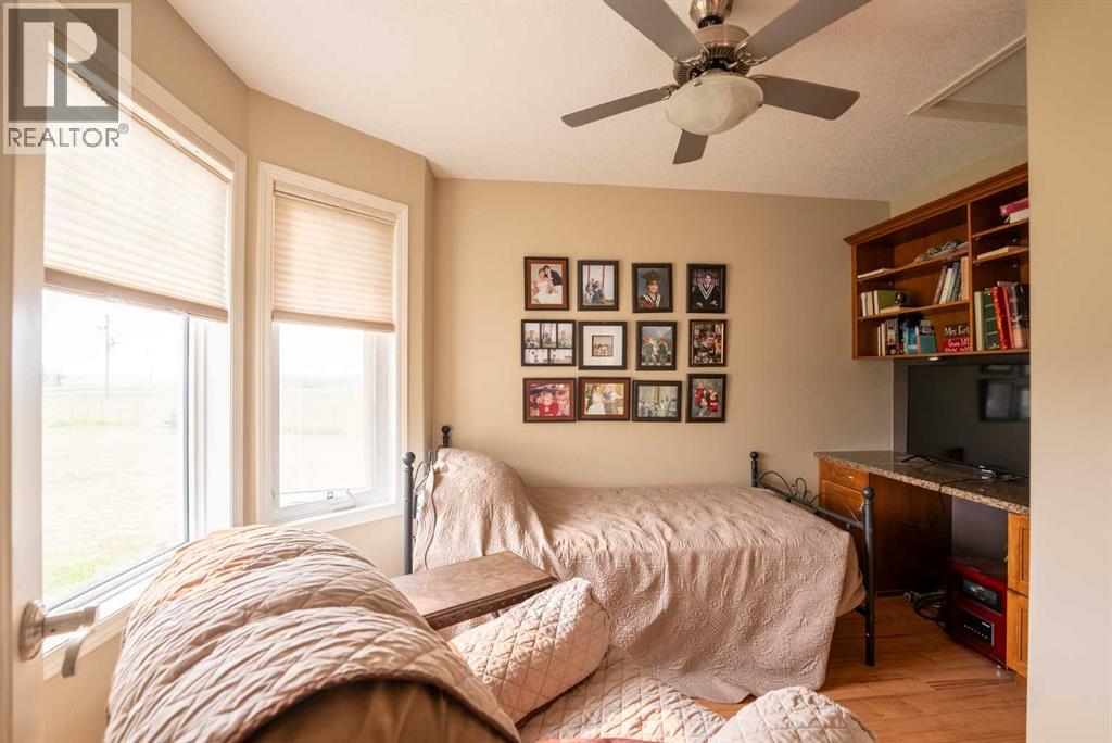514 6a Street N Property Photo 5
