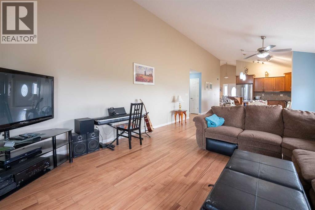 514 6a Street N Property Photo 14