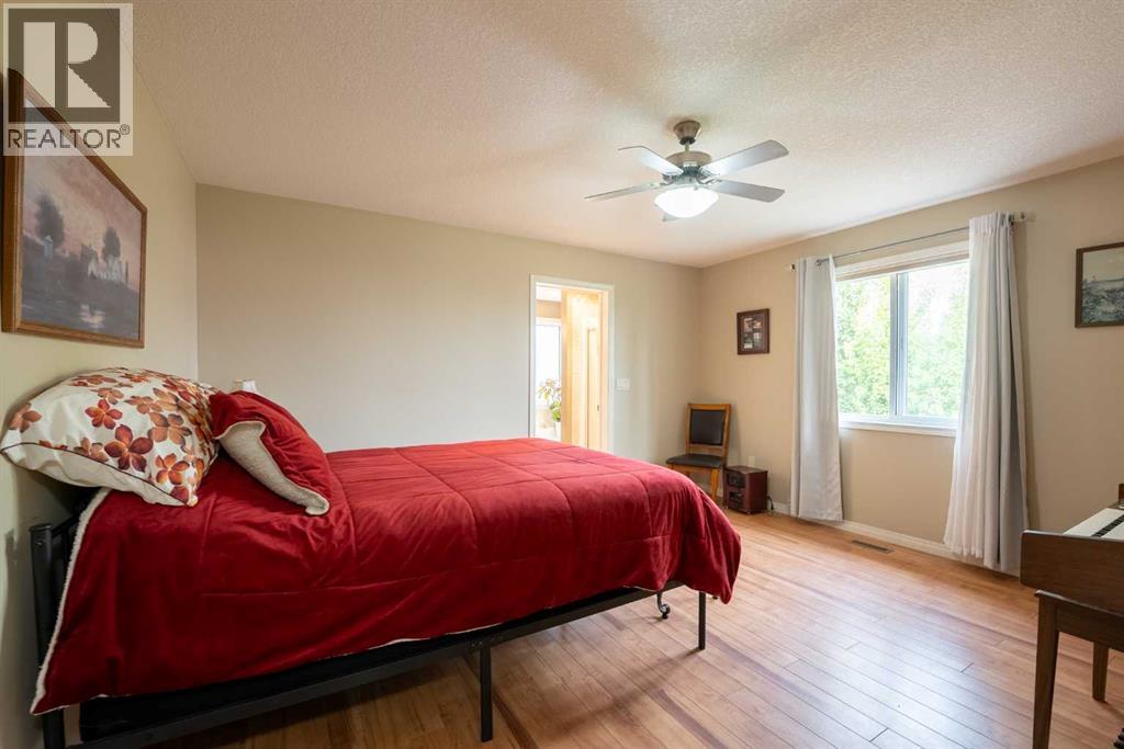 514 6a Street N Property Photo 15