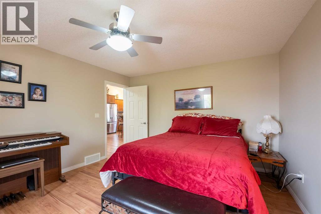 514 6a Street N Property Photo 16