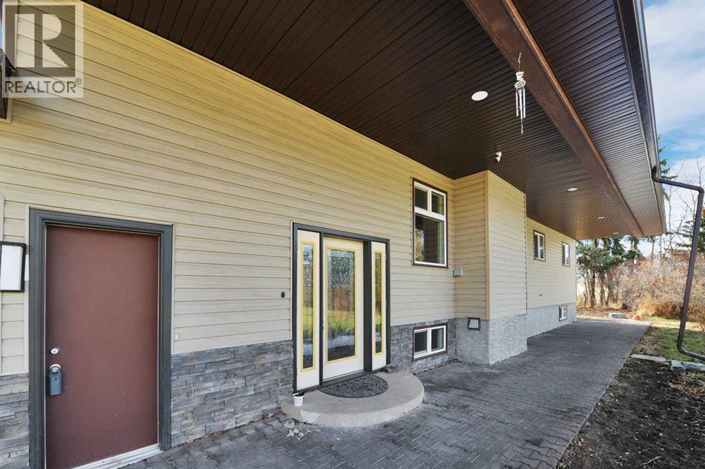 27137 Highway 42 Property Photo 5