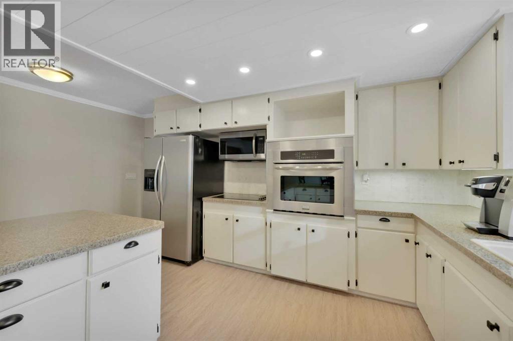 27137 Highway 42 Property Photo 17