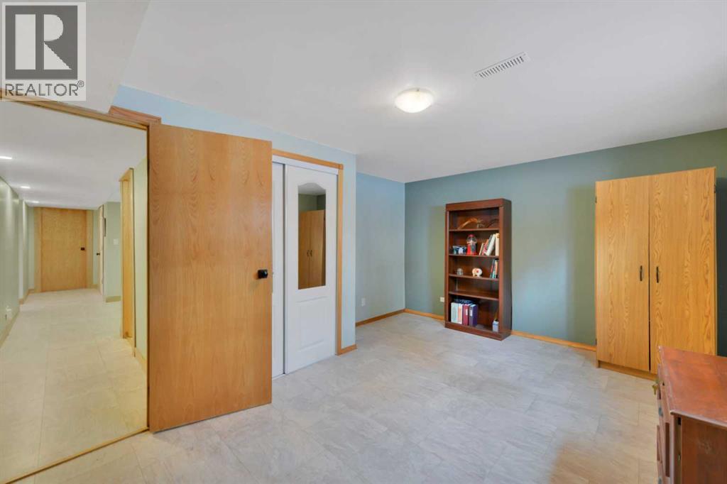 27137 Highway 42 Property Photo 34
