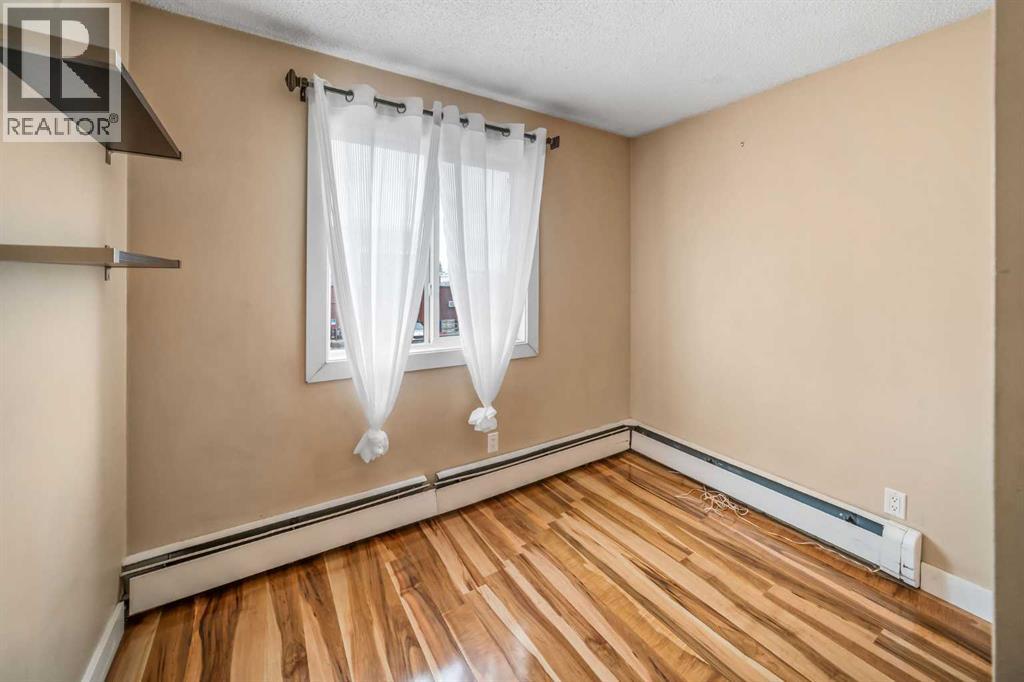 1915 26 Street Southwest Property Photo 19