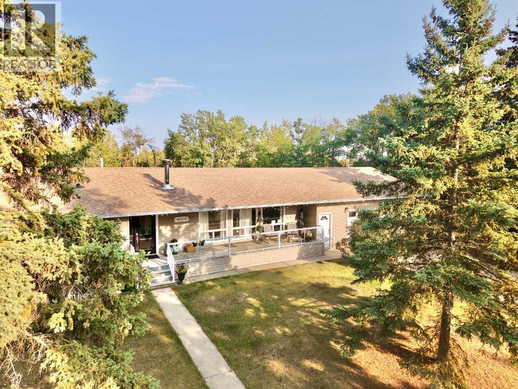 233077 Highway 2 Property Photo 1