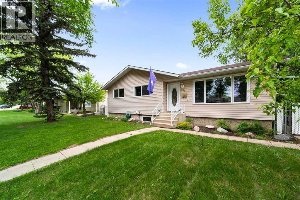 6304 39 Avenue Property Photo 2