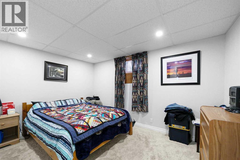 6304 39 Avenue Property Photo 24