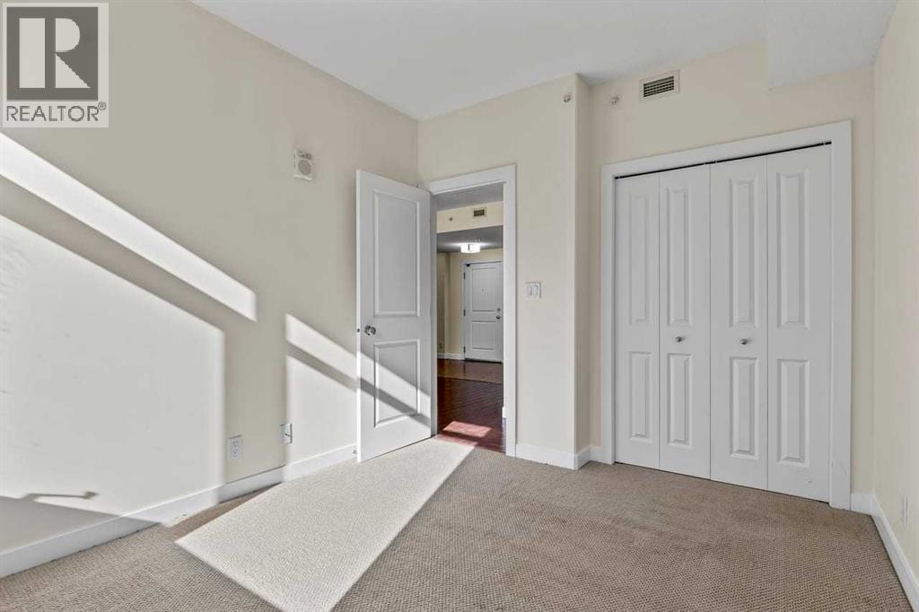 16 Varsity Estates Circle Northwest Property Photo 15