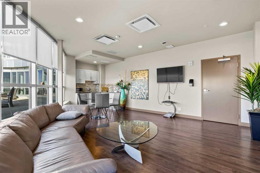 16 Varsity Estates Circle Northwest Property Photo 32