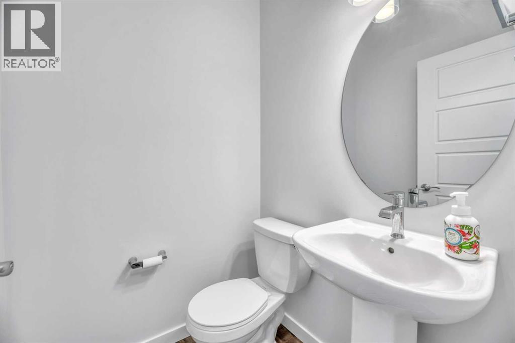 301 Redstone Boulevard Northeast Property Photo 29