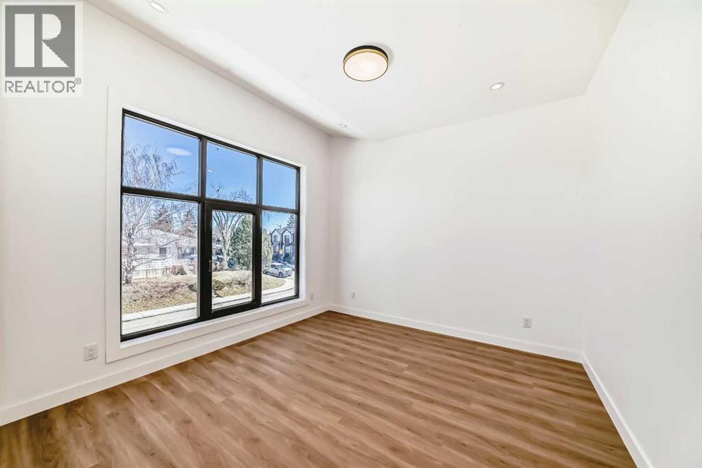 2107 Victoria Crescent Nw Property Photo 16