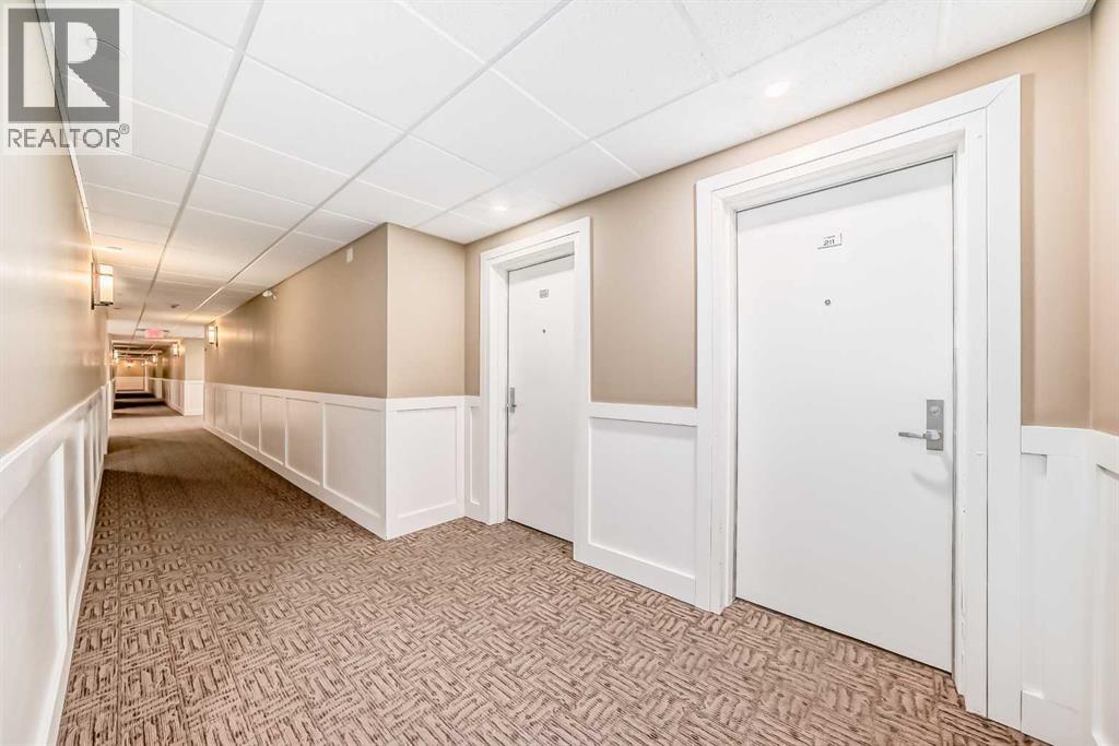 1005 Westmount Drive Property Photo 33