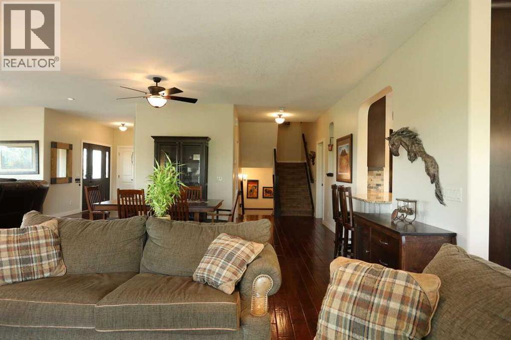 32015 292 Avenue E Property Photo 16