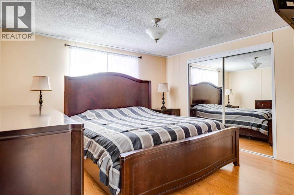 101 Clausen Crescent Property Photo 17