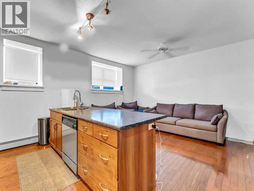 371 Aberdeen Street Southeast Property Photo 9
