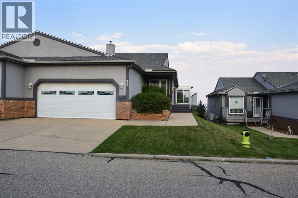96 Norquay Heights NW
