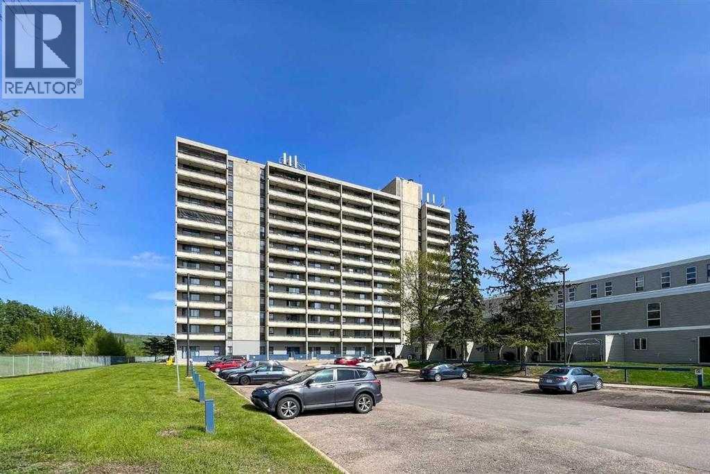 13221 Macdonald Drive Property Photo 1