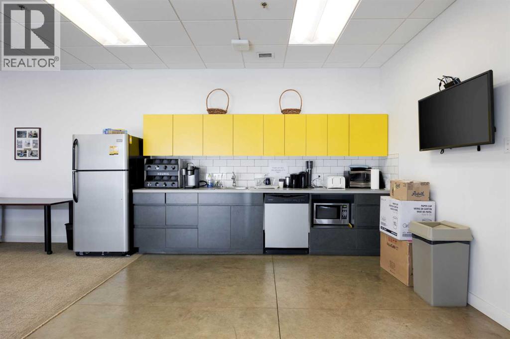 189 Mackenzie Boulevard Property Photo 25