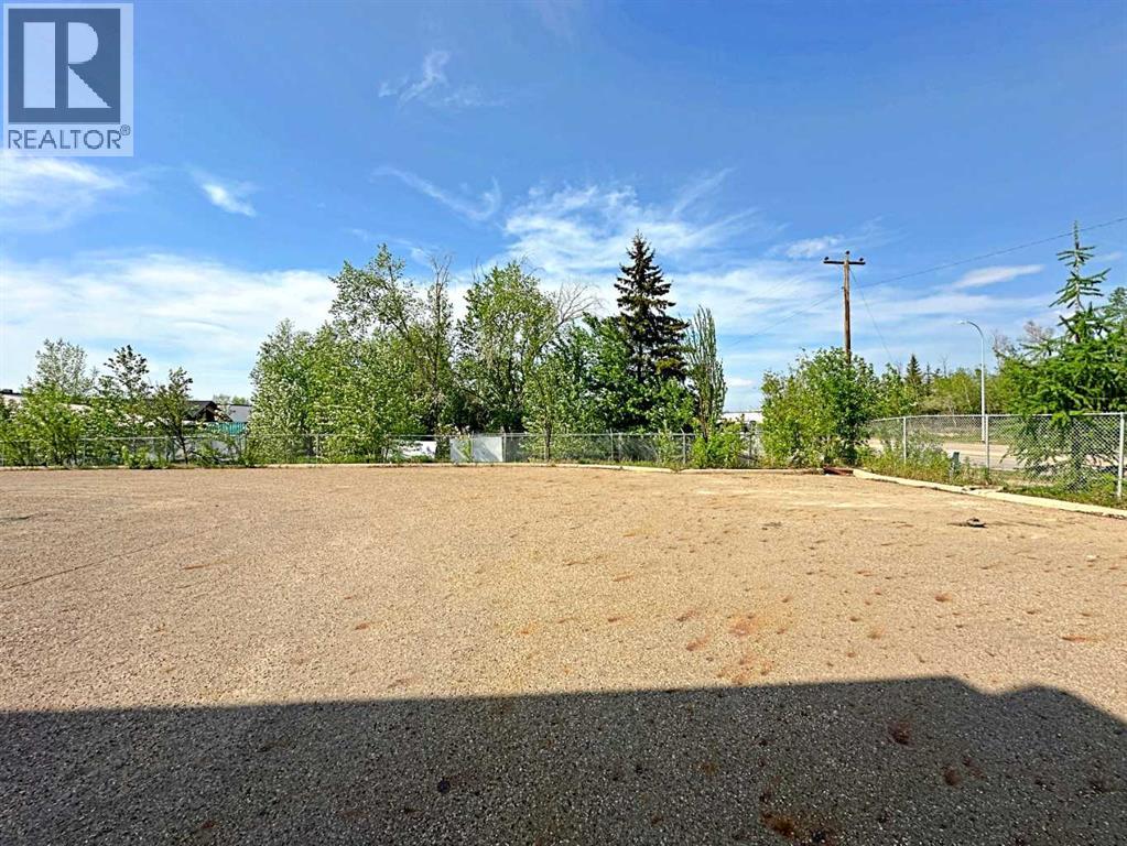 189 Mackenzie Boulevard Property Photo 43