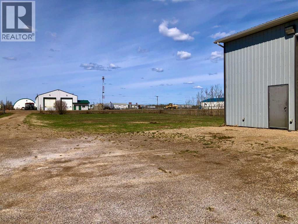 10509 92 Street Property Photo 12