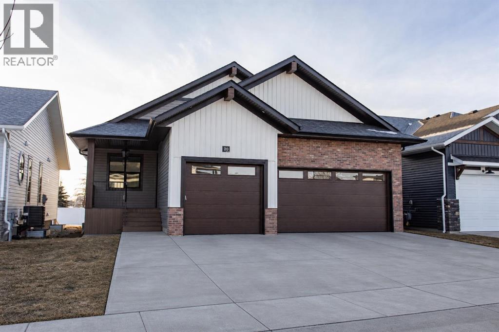 20 Emmett Crescent Property Photo 1